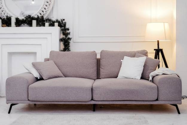 Jak sofa wpływa na wygodę w salonie?