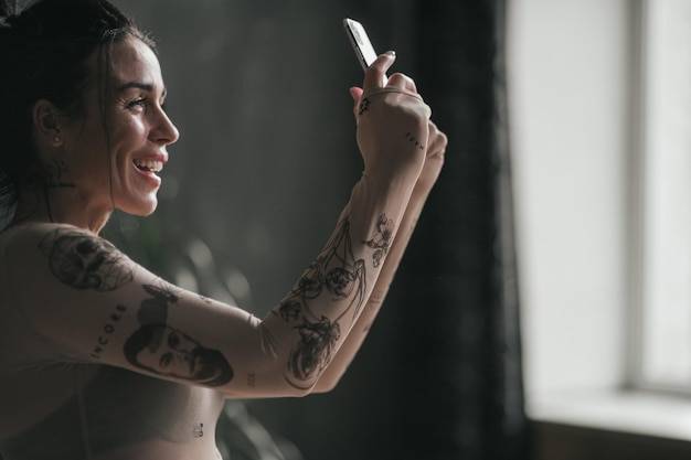 Easy Tattoo czy Bepanthen co wybrać do pielęgnacji tatuażu?