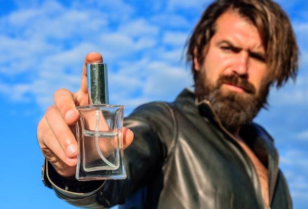 Od czego zależy cena ck ck one i ile kosztuje ten zapach?